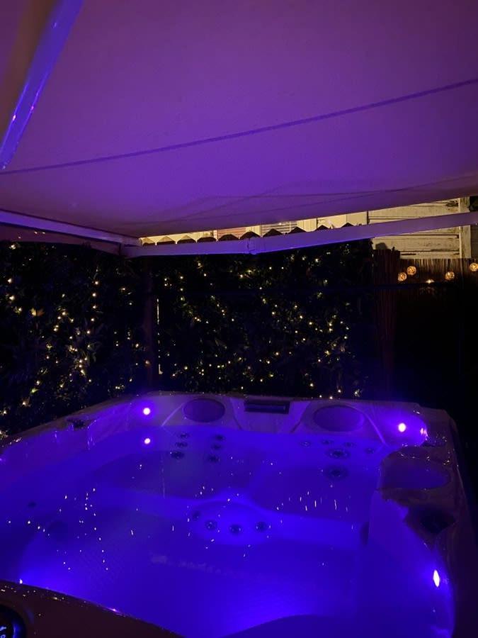Dinbnb Homes I #1 Bnb In Bergen I Jacuzzi & Parking & Location Buitenkant foto
