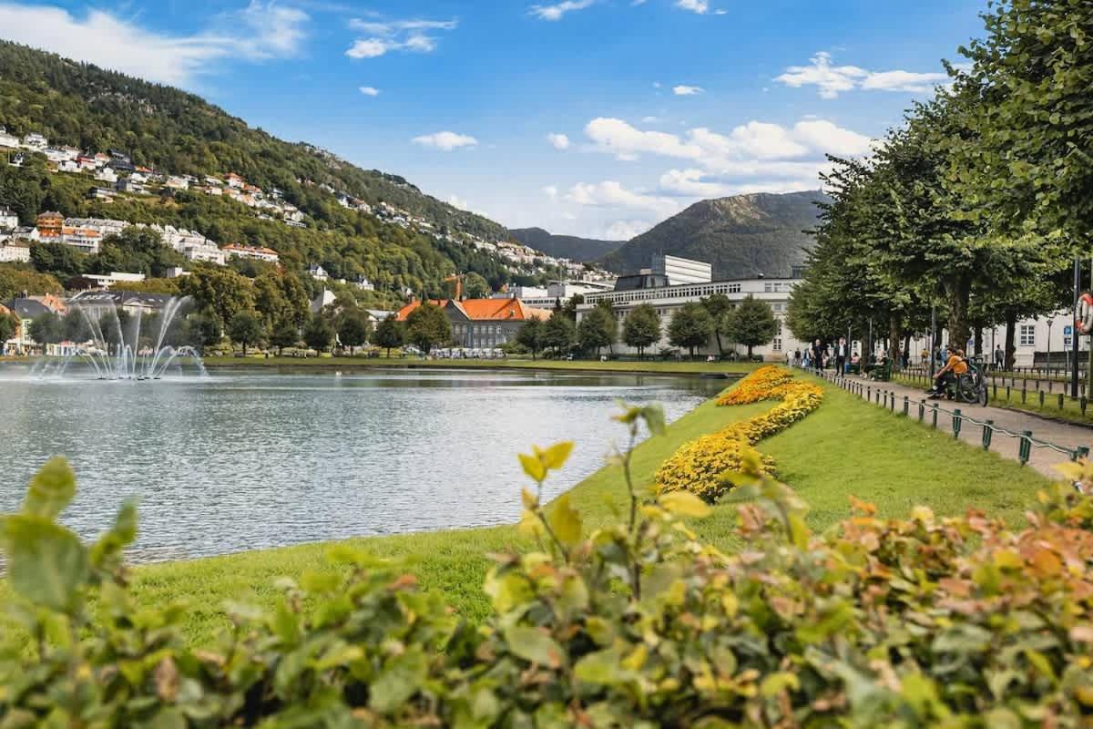 Dinbnb Homes I #1 Bnb In Bergen I Jacuzzi & Parking & Location Buitenkant foto